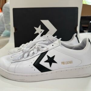 Converse Men's 9.5M Pro Leather Low-Top Skateboard Shoes White